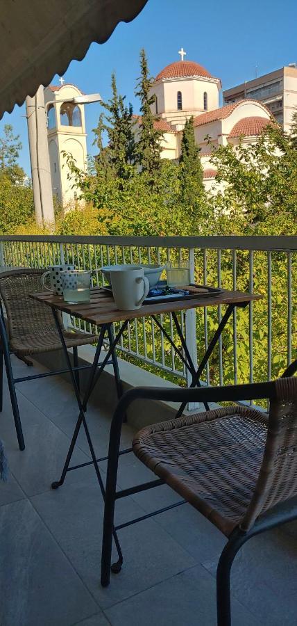 Apartment Hedonist Near The Sea *